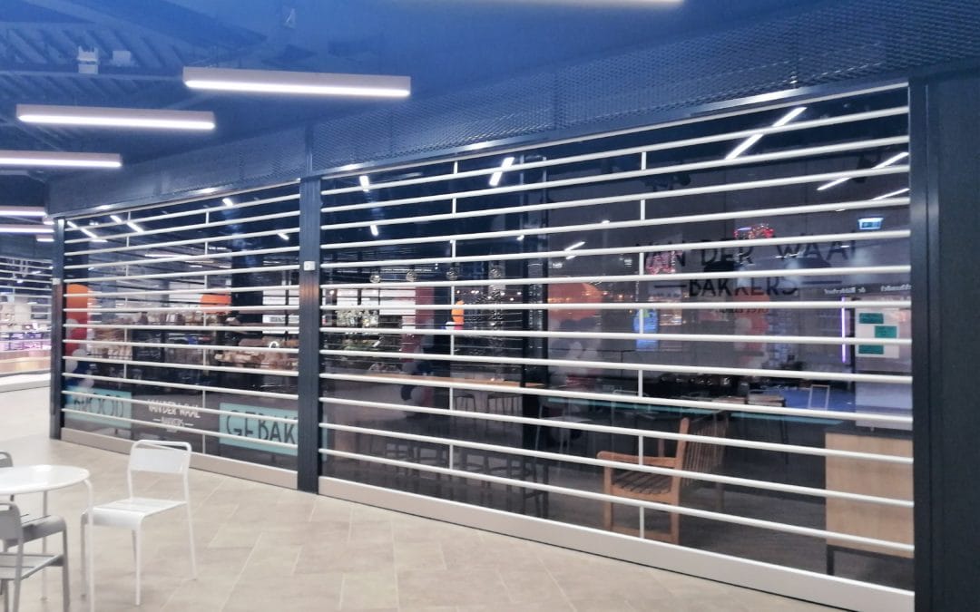 Transparante rolluiken type LR6 Versmarkt Ridderhof Ridderkerk